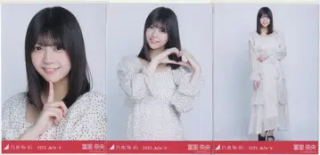 노기자카46 회장 한정판 브로마이드 토미사토 리나 2025 July V 도트 컴프