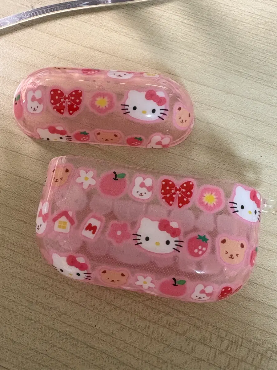 에어팟 프로2 키티 케이스