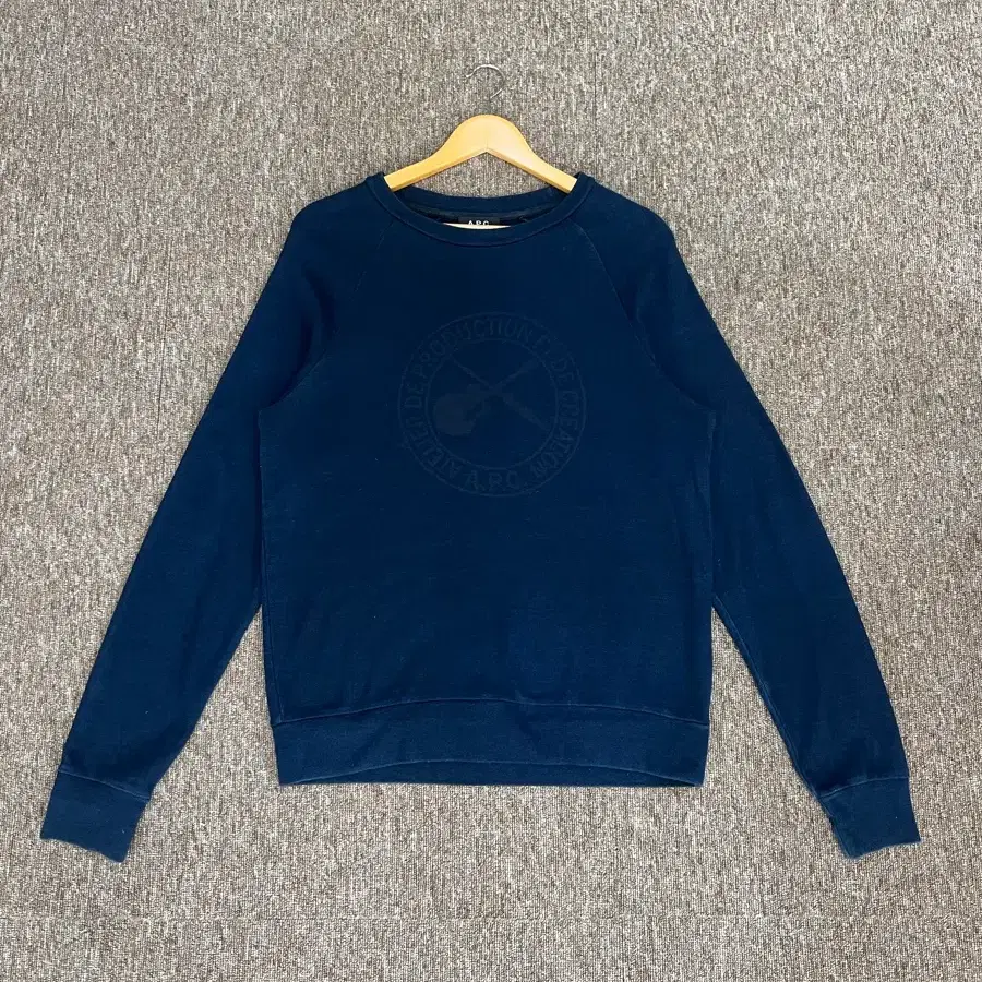 아페쎄 A.P.C. 네이비 맨투맨 L