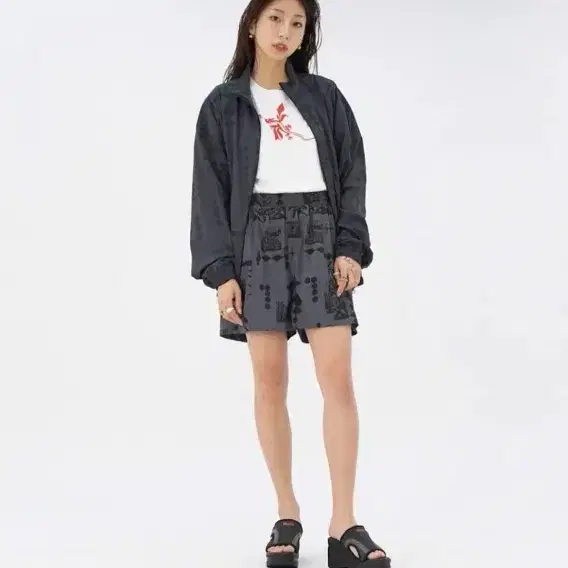 미스치프 MSCHF 남산 에디션 밴딩 쇼츠 S