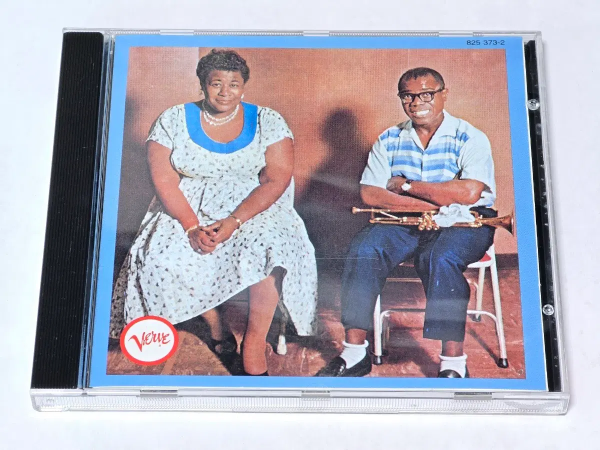 Ella Fitzgerald & Louis Armstrong - Ella and Louis