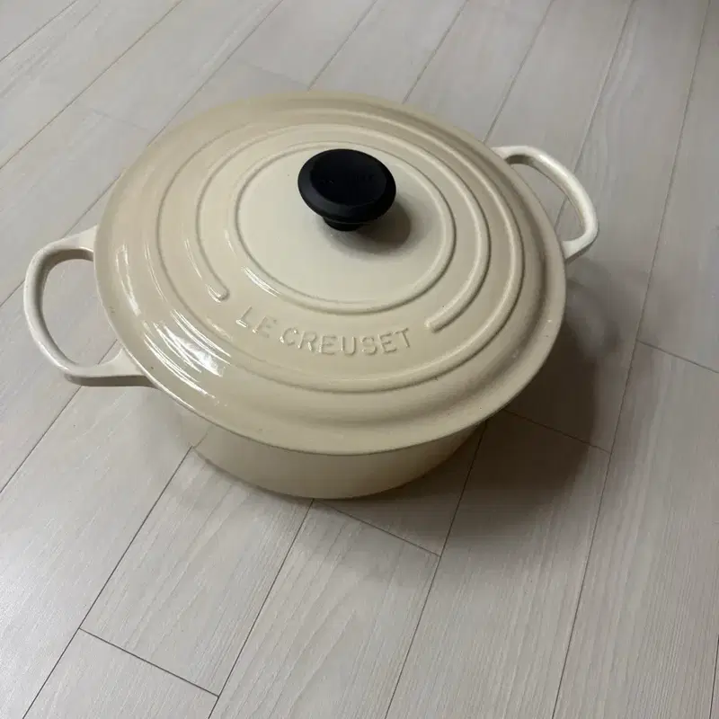르크루제 주물 냄비 28cm