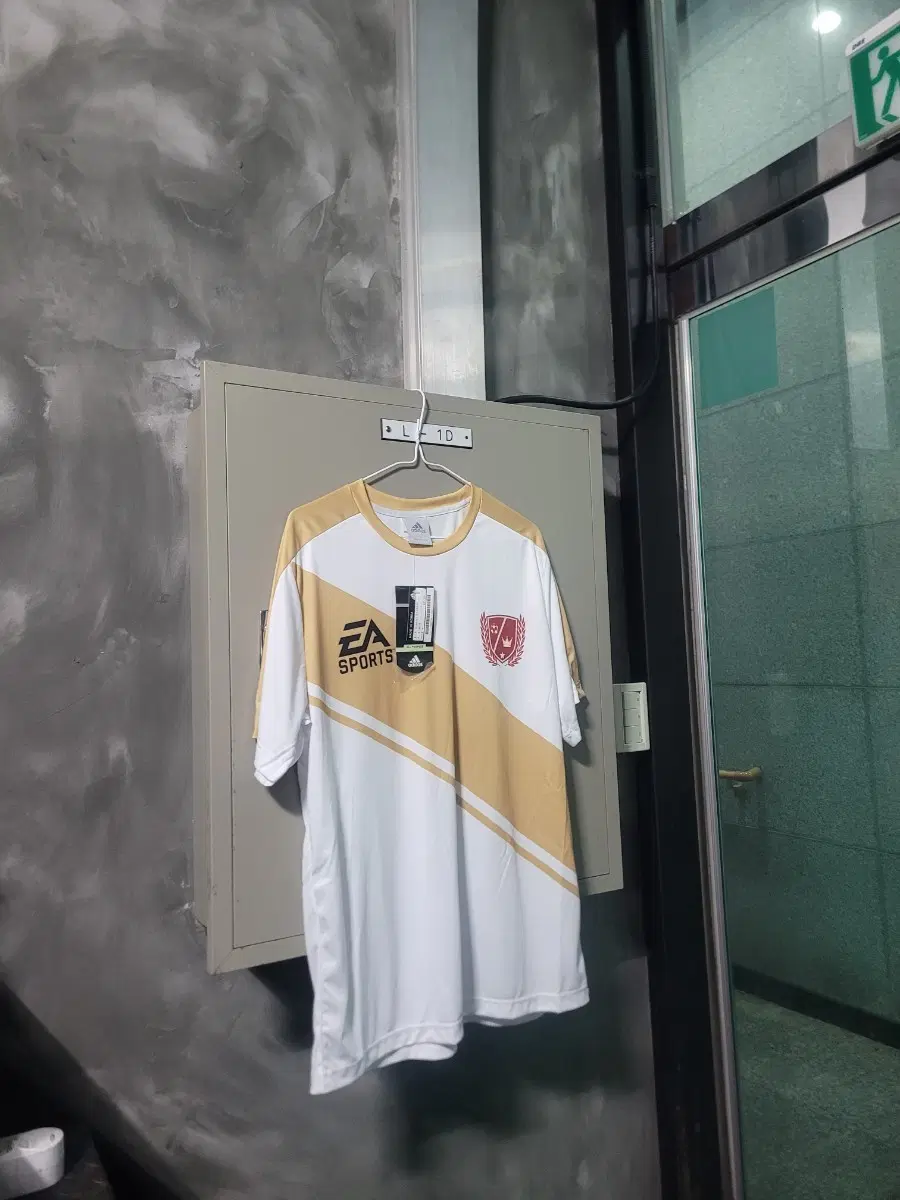 (새제품)adidas 아디다스 피파월드 레전드 유니폼 XL105
