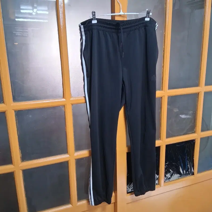 아디다스 남성37-39 조거팬츠