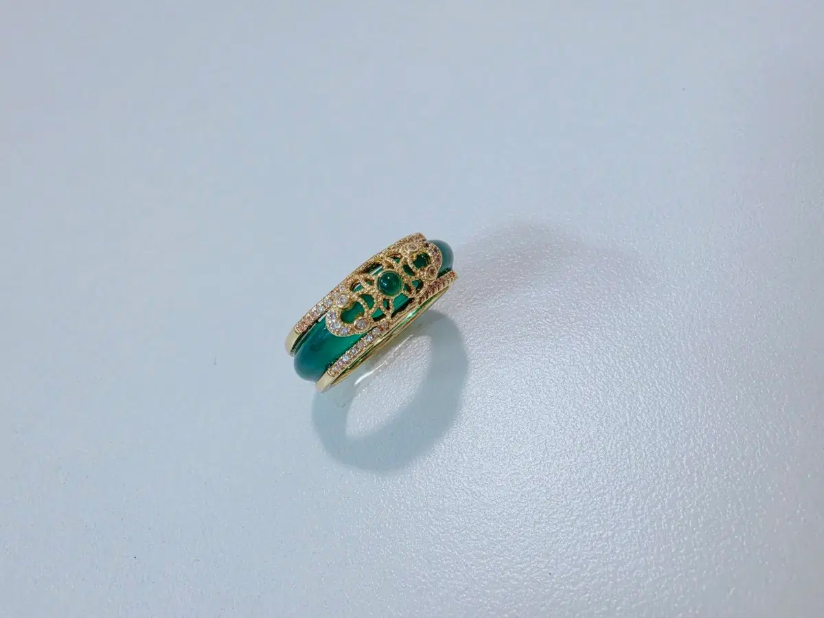 찐녹옥반지