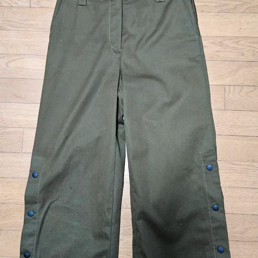 이태리 MSGM 엠에스지엠 밀라노 카키 코튼 와이드 팬츠 40