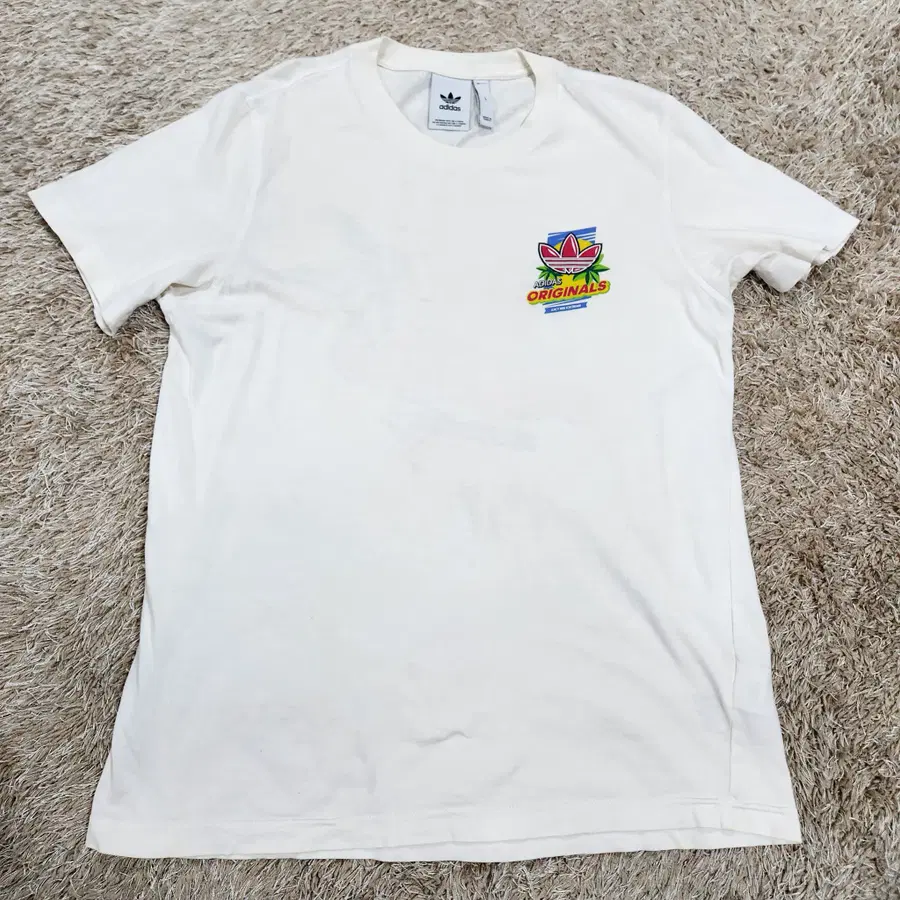 (빈티지박스)아디다스 정품 반팔 티셔츠 L
