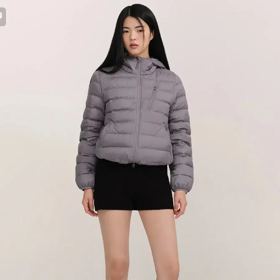 무신사 스탠다드 우먼 경량 후디드 라이트 다운 재킷 퍼플 그레이