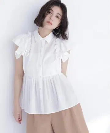 [ 새상품 ] 내추럴 뷰티 베이직 사이드 리본 페플럼 셔츠