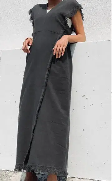 &her 프린지 슬리브리스 롱 원피스