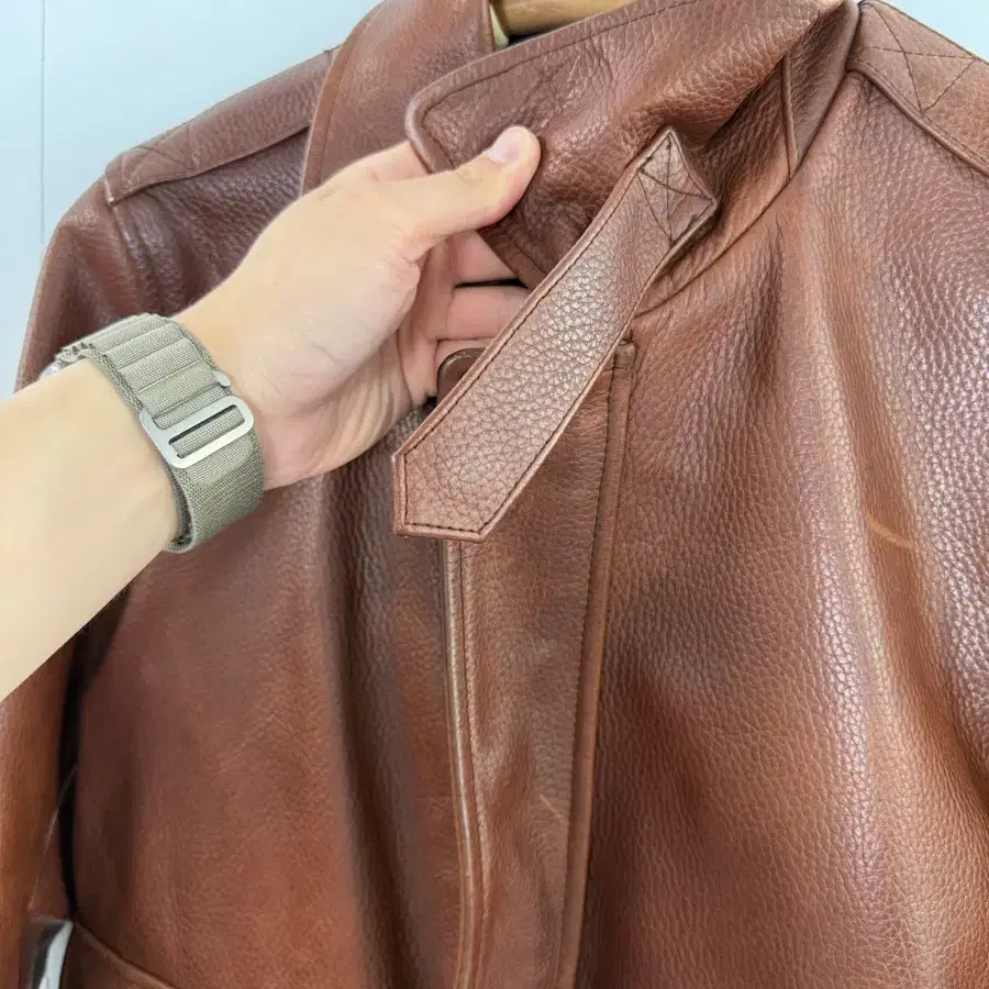 비바스튜디오 가죽자켓