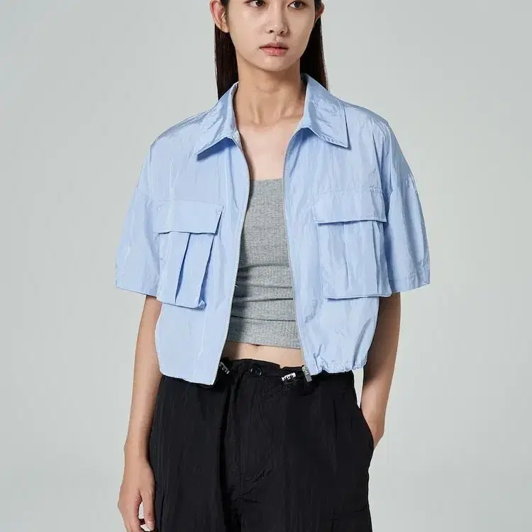 [무료배송]에잇세컨즈 S 여성 루즈핏 얇은 바스락 나일론 크롭 숏 집업 자켓