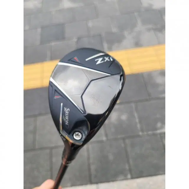 스릭슨 ZXi 유틸리티 4번 22도 s 신동급품