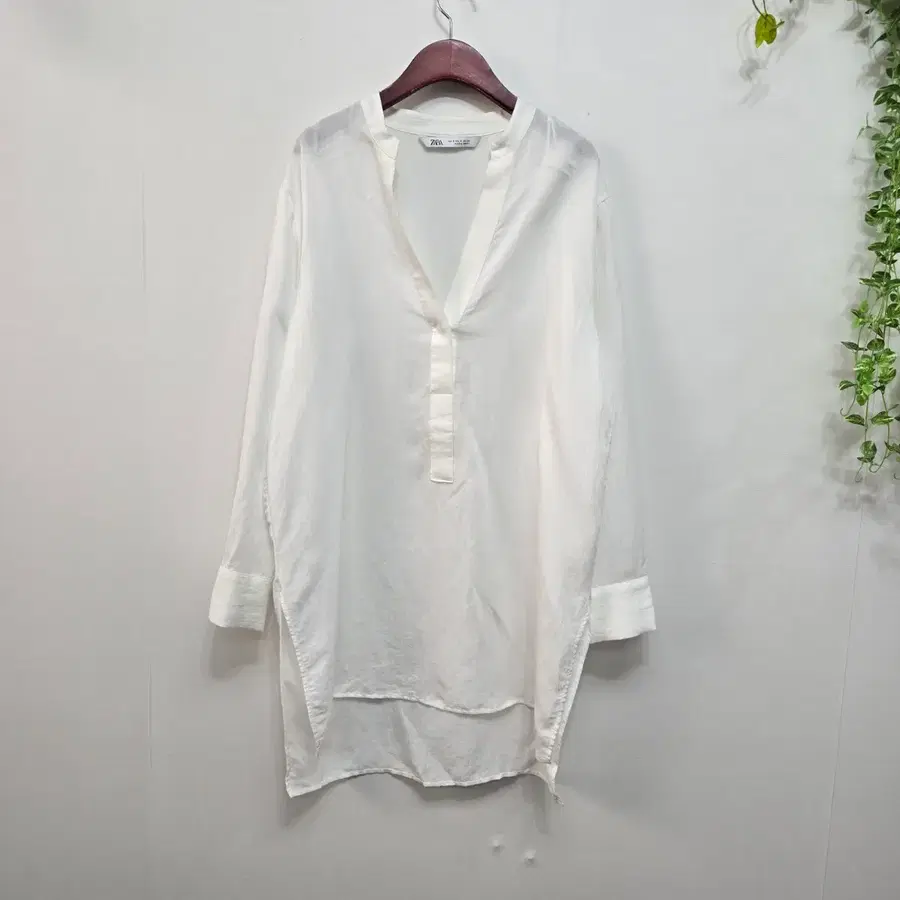 자라 노카라 블라우스
