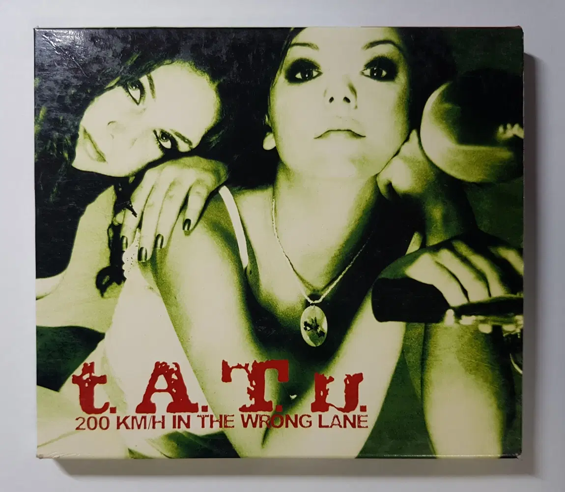 t.A.T.u. - 200 Km/h In The Wrong Lane 씨디