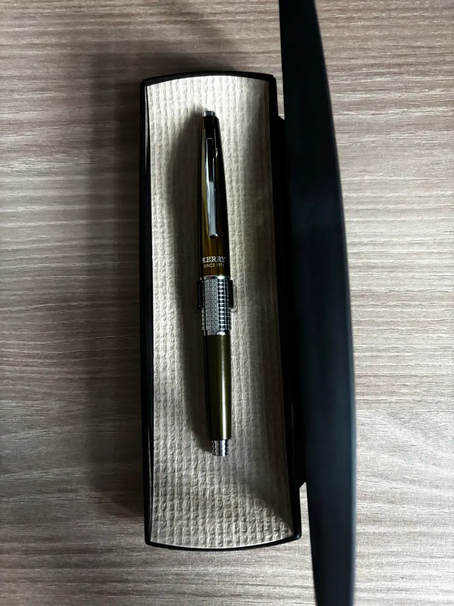 펜텔 케리 한정판ambar색상