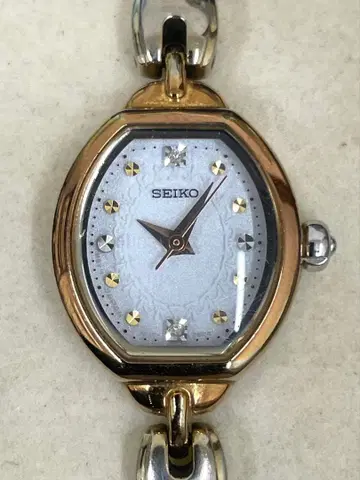 S SEIKO 여성용 손목시계 V117-0CF0