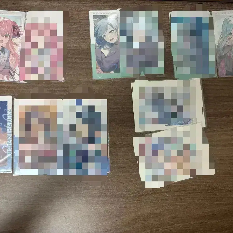 프세카 하루카,시즈쿠,아이리 이픽,파샤,메모스테 판매