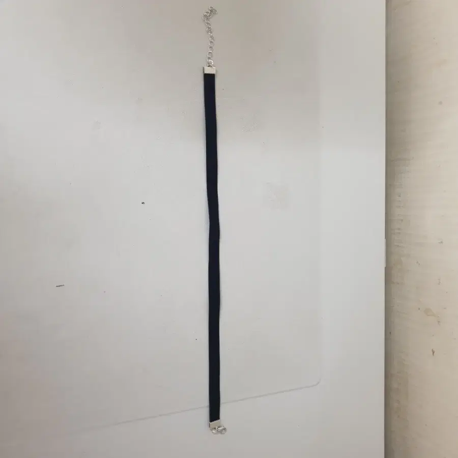 새것 블랙초커 블랙목걸이 초커 얇은초커
