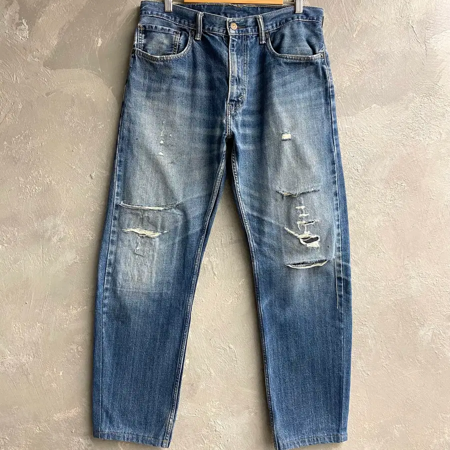 [32-33] Vintage Levi's 리바이스 디스트레스드 데님팬츠