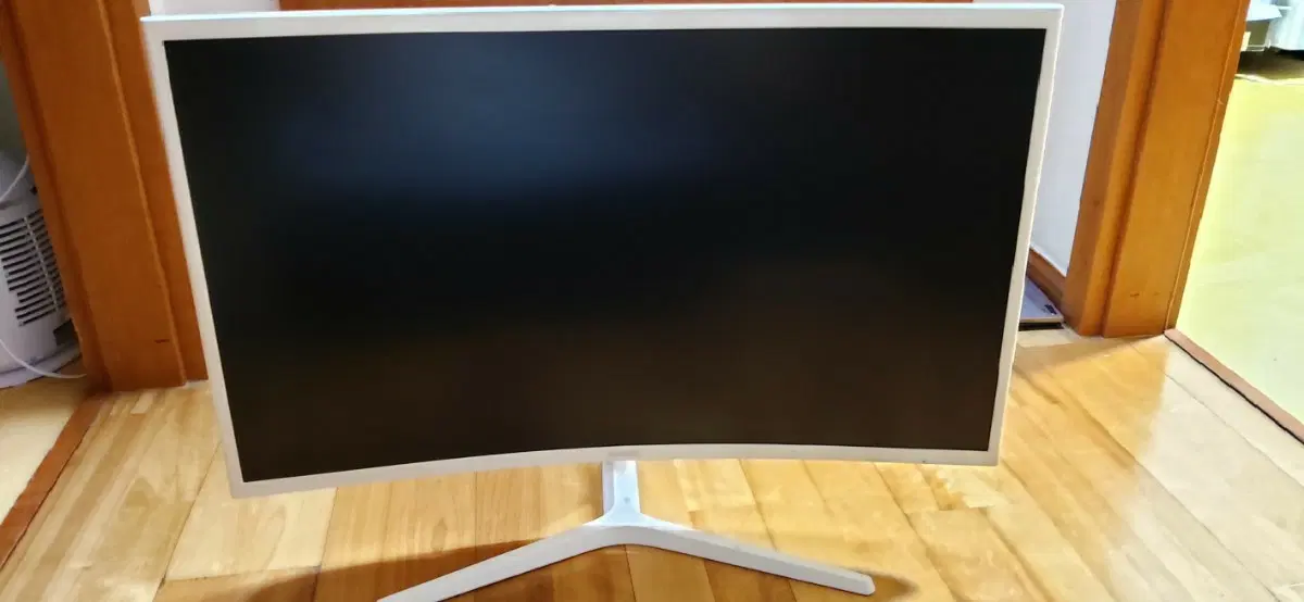 *패널 고장* 삼성 C32JG53FDK 커브드 모니터 팝니다.