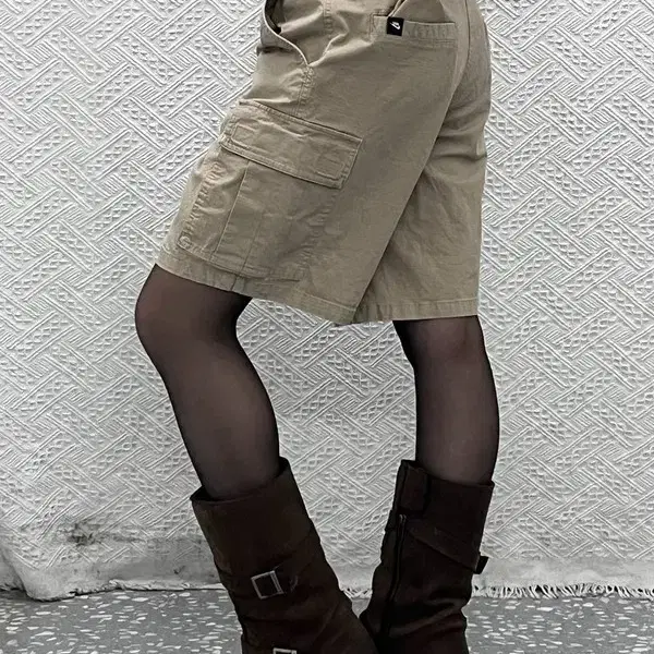 나이키 빈티지 캐주얼 트러커 오트밀 카고 반바지 M C13403