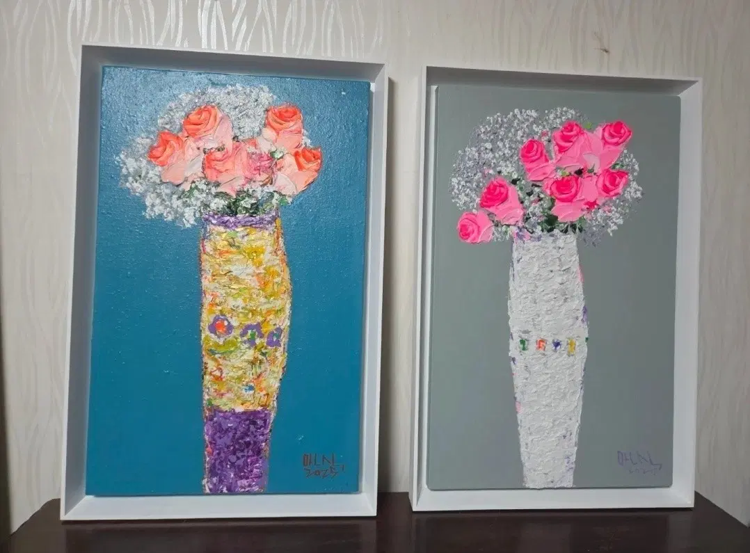 색동저고리 김만식 작가 유화 10호 장미꽃 그림 2점 일괄판매 새작품 고급액자 보증서 있음
