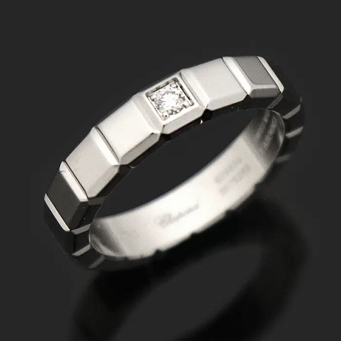 Chopard(쇼파드) 829834-1069 18K 화이트 골드 1P 다이아 아이스 큐브 반지 49호 MGD69252CHOP