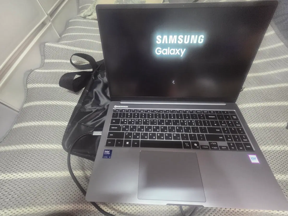 삼성 NT750XHD-KC58G 노트북