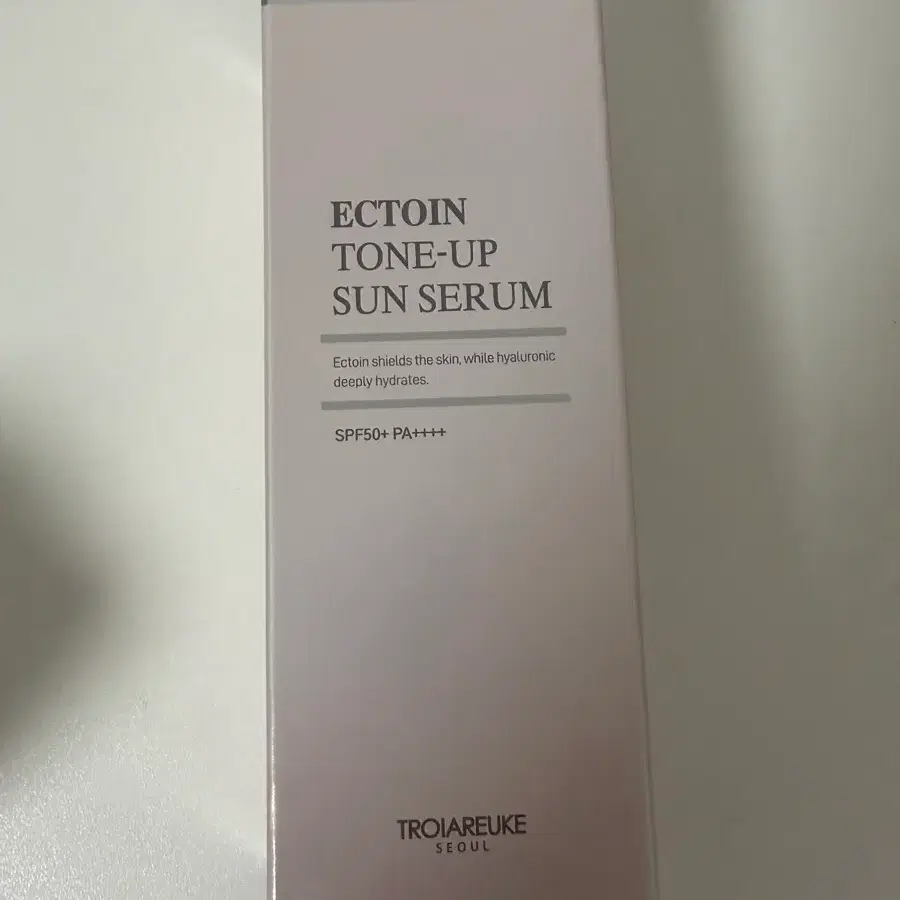 트로이아르케 톤업 선세럼 SPF50+ PA++++