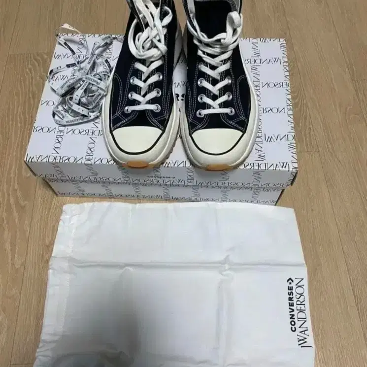JW앤더슨 런스타 하이크265
