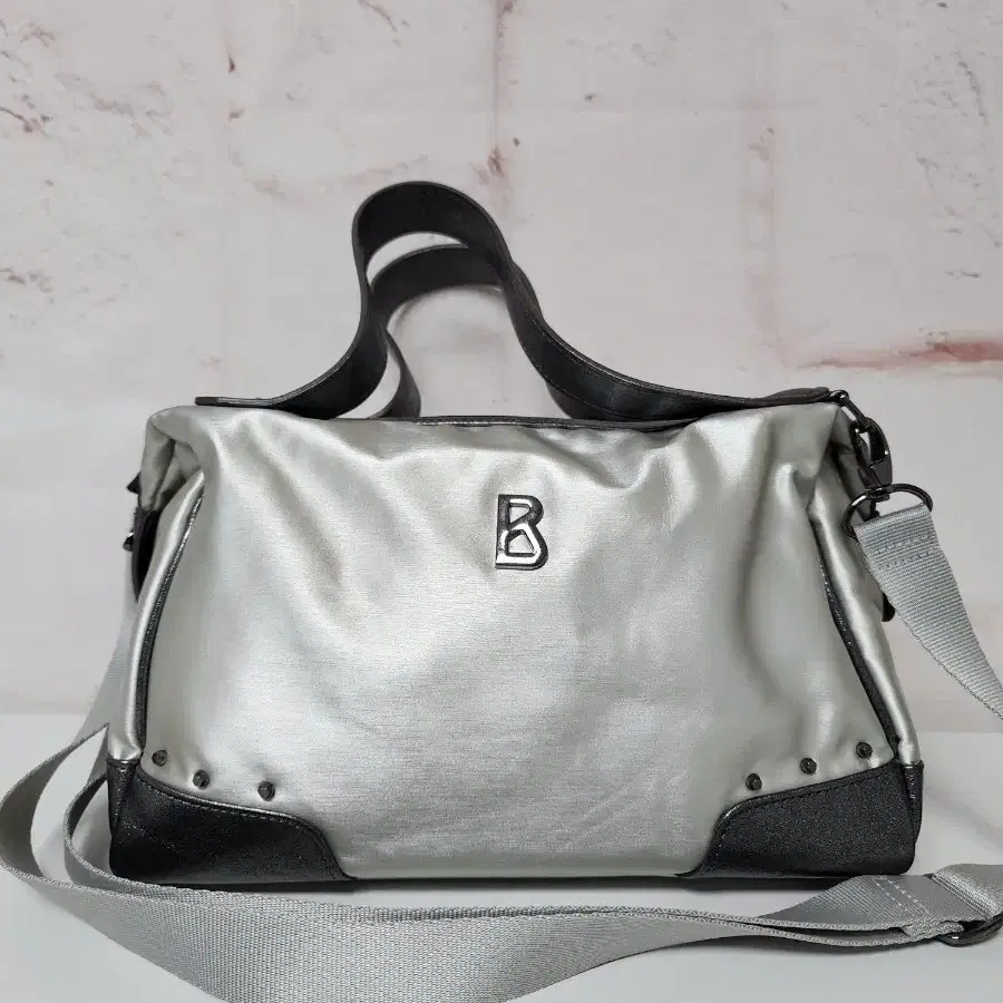 bogner 보그너 실버 토트백
