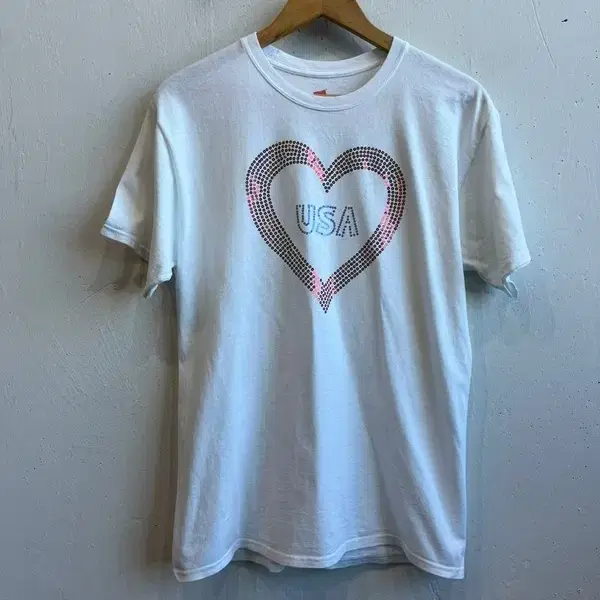 HANES 헤인즈 비딩 USA 하트 반팔 티셔츠