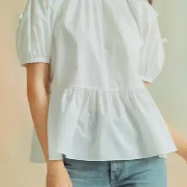 (미사용급) 신상 라실루엣드유제니 Rosie 블라우스