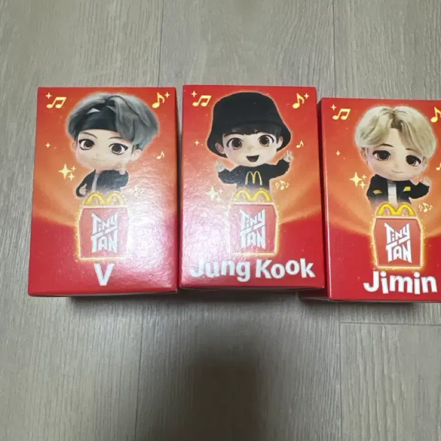 BT21 맥도날드 피규어 지민 정국 뷔 세트bts