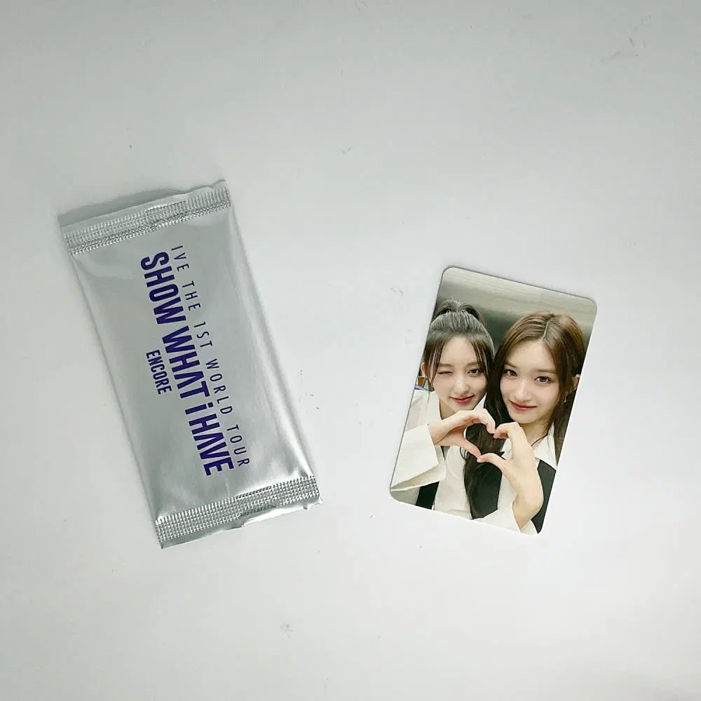 아이브 가을 이서 월드투어 쇼왓아이해브 앙코르 유닛 포카 IVE GAEUL LEESEO WORLD TOUR [SHOW WHAT I HAVE] ENCORE PHOTOCARD 1
