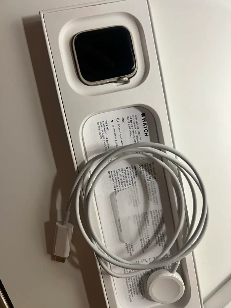 애플워치 se 2 40mm 스타라이트 GPS (배터리 성능 94%)