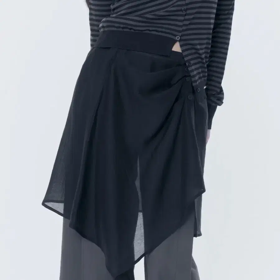 [미세키서울] Button layered wrap skirt BLACK