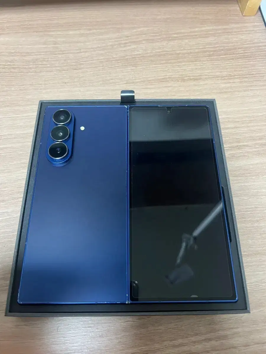 갤럭시 폴드7 블루색상 256GB 판매