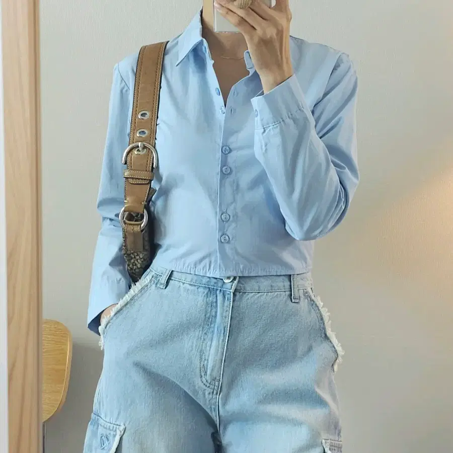 (F)comme ca 여성 긴팔 셔츠 뒷밴딩 크롭 슬림핏 G20W4761