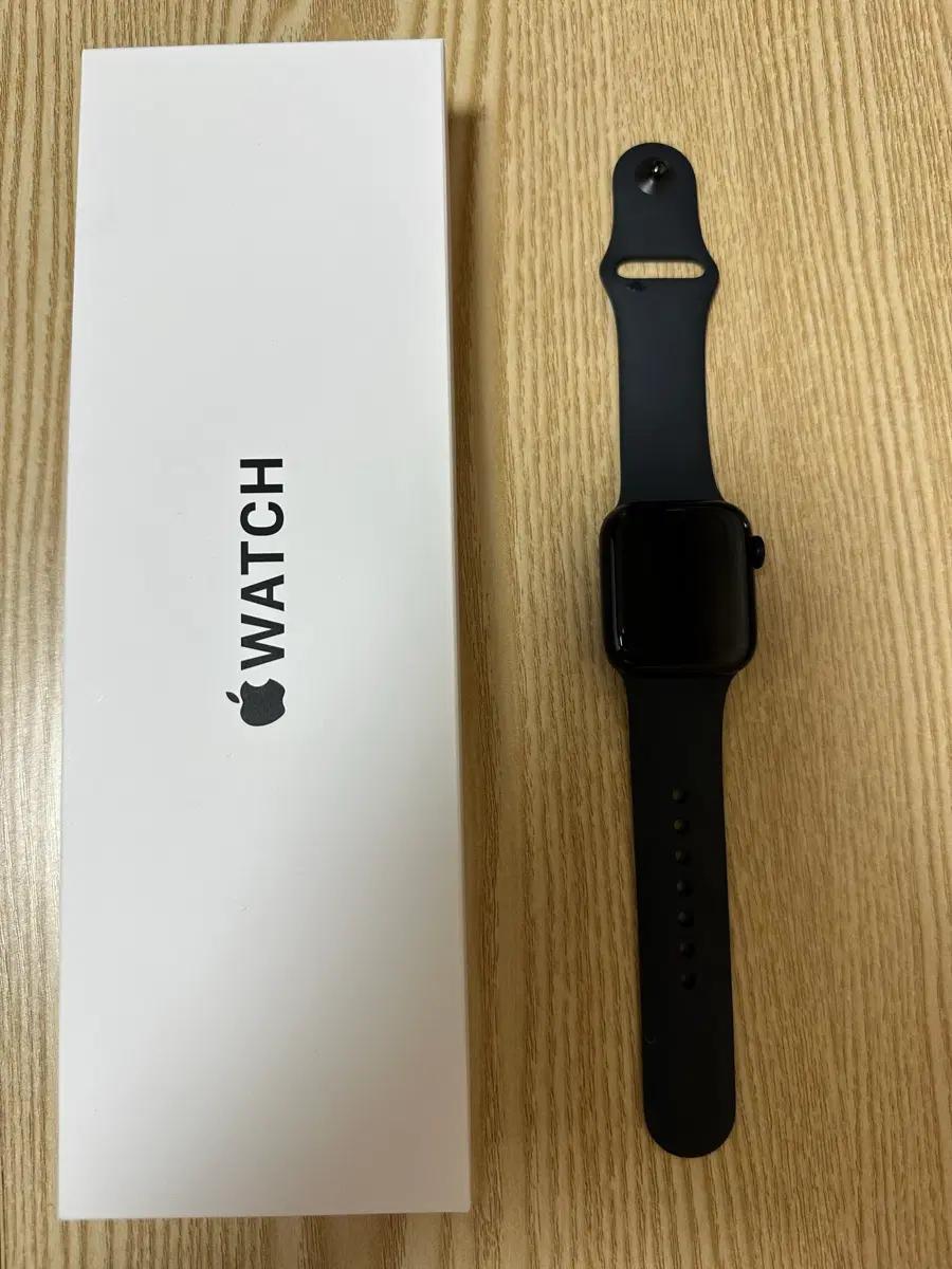 애플워치 SE3 GPS + 셀룰러 40mm