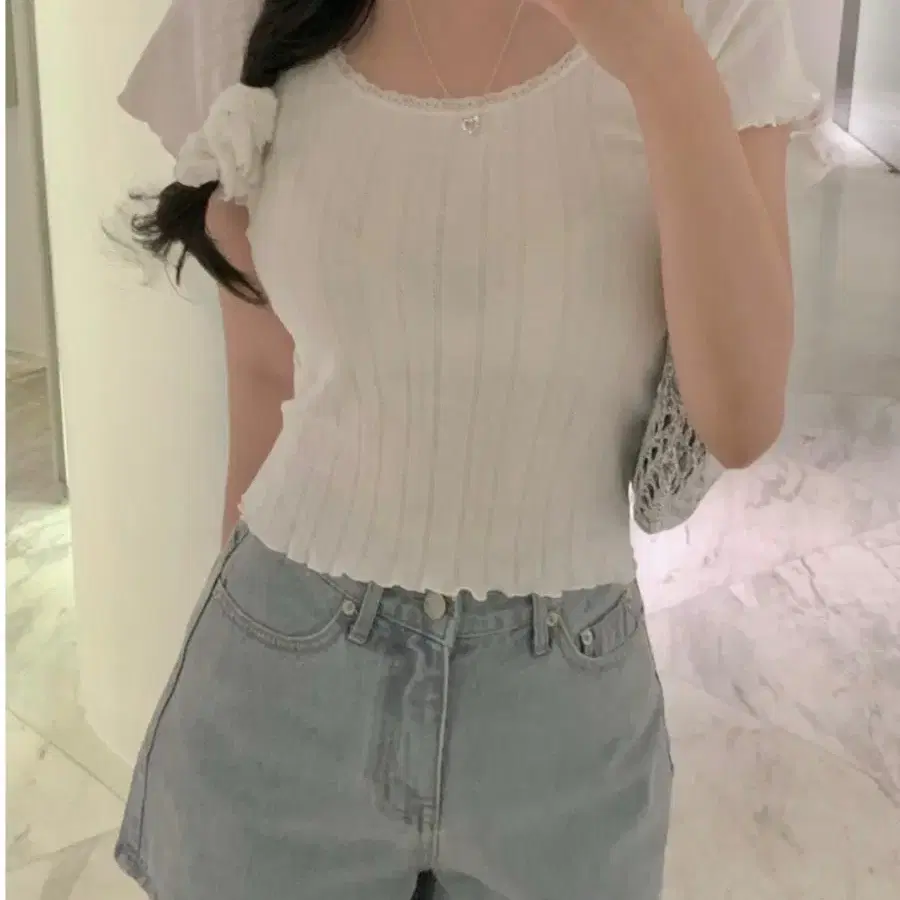 리브아워 티셔츠