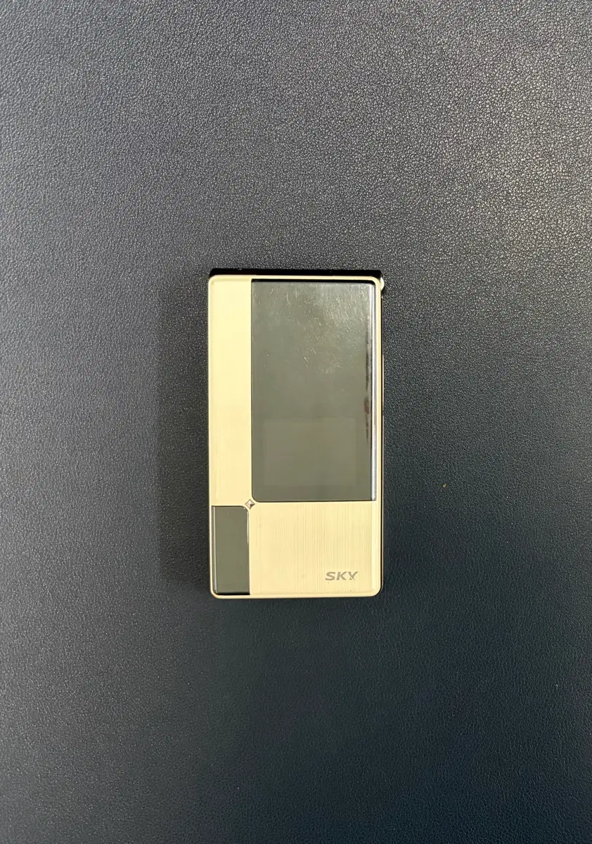 스카이 체크메이트폰 im-s610k 팝니다