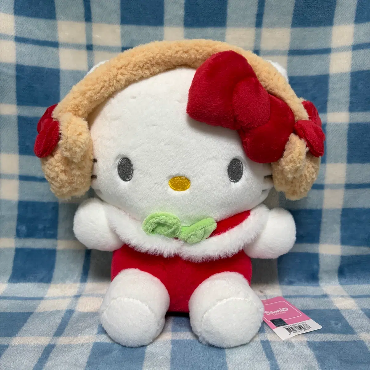 산리오 프렌즈윈터 헬로키티 (25cm) 인형