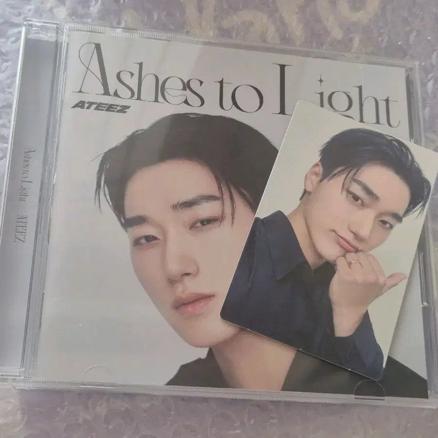 에이티즈 일본 앨범 Ashes to Light 개인반 산