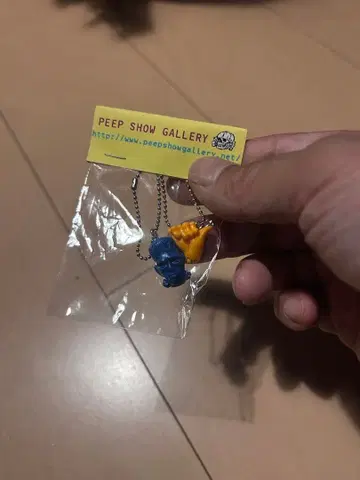 PEEP SHOW GALLERY 키링 2개 세트