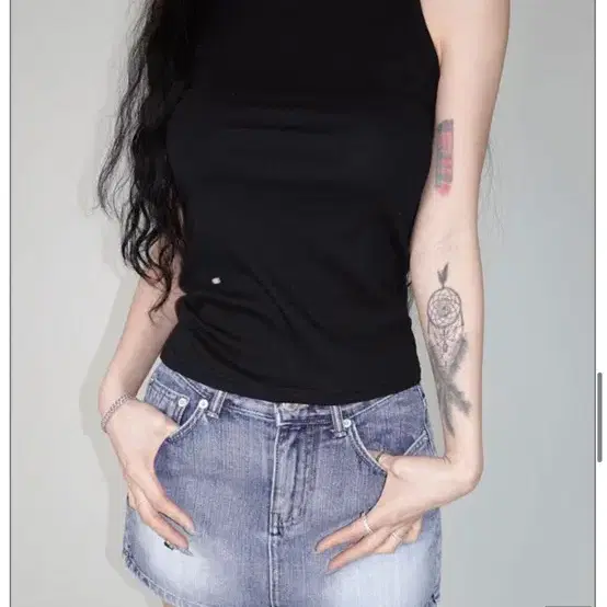 페일제이드 Chewy Basic Halter Sleeveless