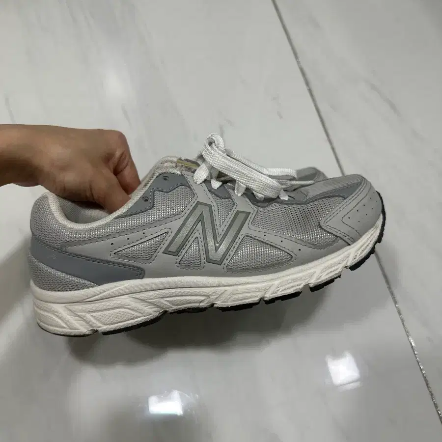 뉴발란스 480v5 그레이