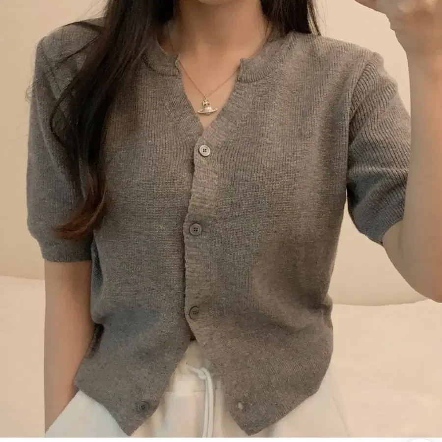 반팔 차콜 가디건