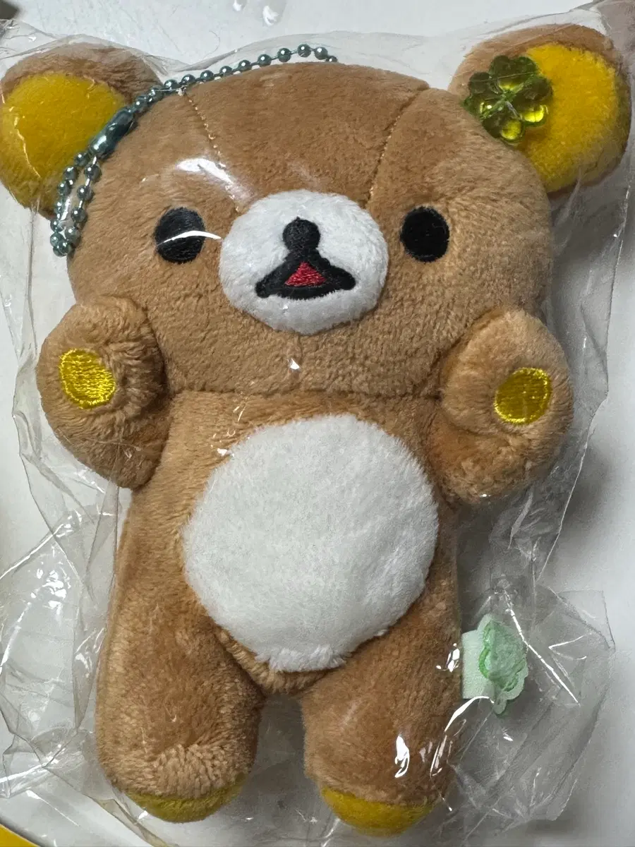 리락쿠마 행운 네잎클로버 키링